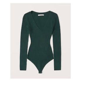NWOT Abercrombie Long Sleeve V-Neck Bodysuit!